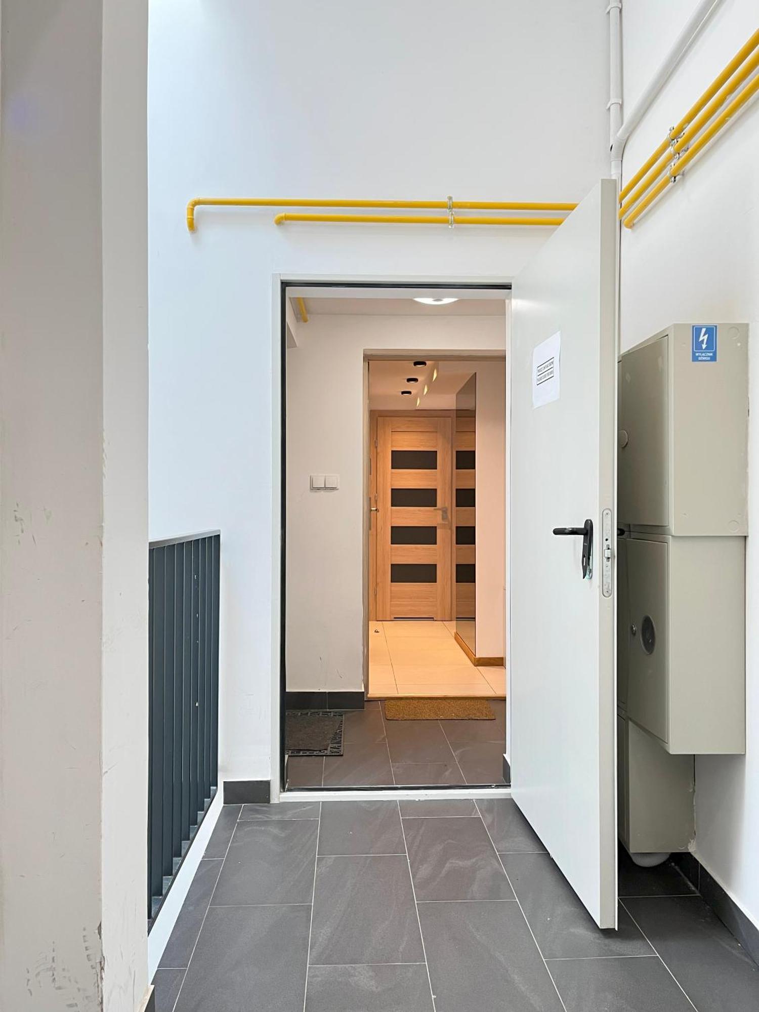 Modern With Air Conditioning, Vistula Boulevards, Cracow Heart Apartment Krakau
