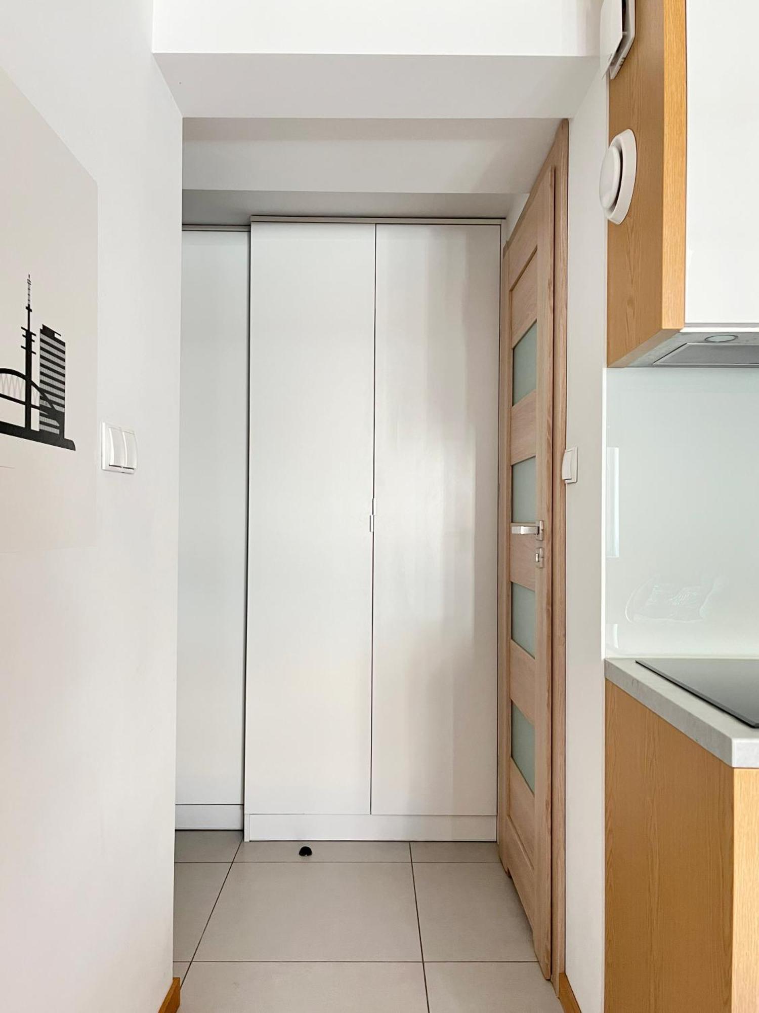 Modern With Air Conditioning, Vistula Boulevards, Cracow Heart