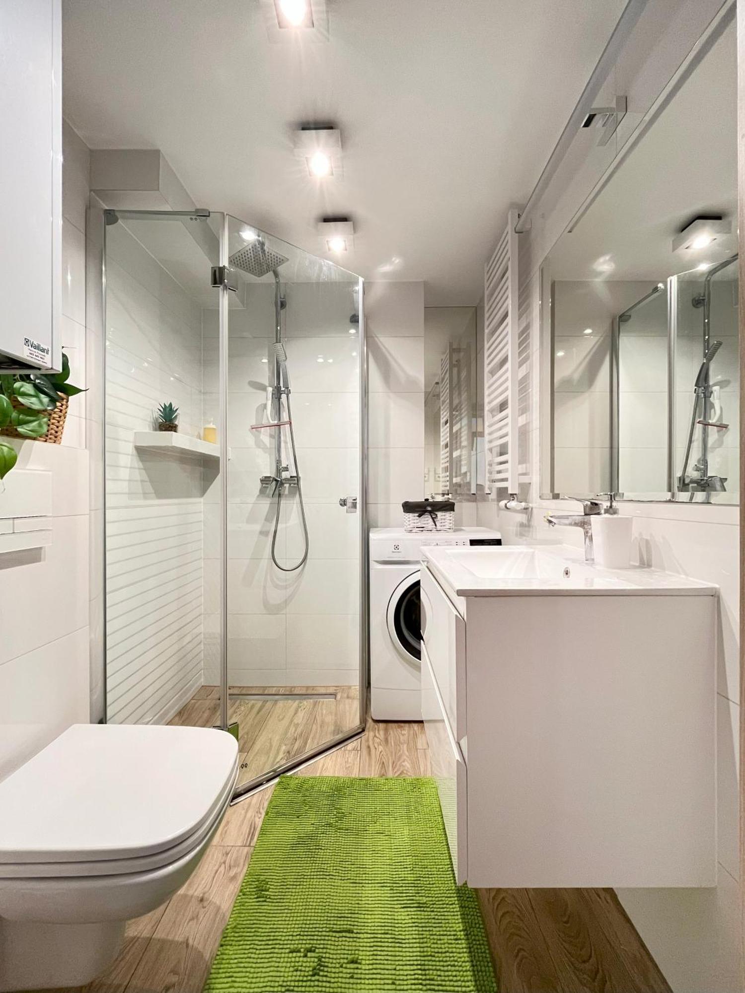 Modern With Air Conditioning, Vistula Boulevards, Cracow Heart Apartment *